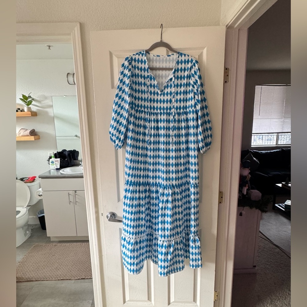 Women's Amazon Blue and White Geometric Pattern Dress